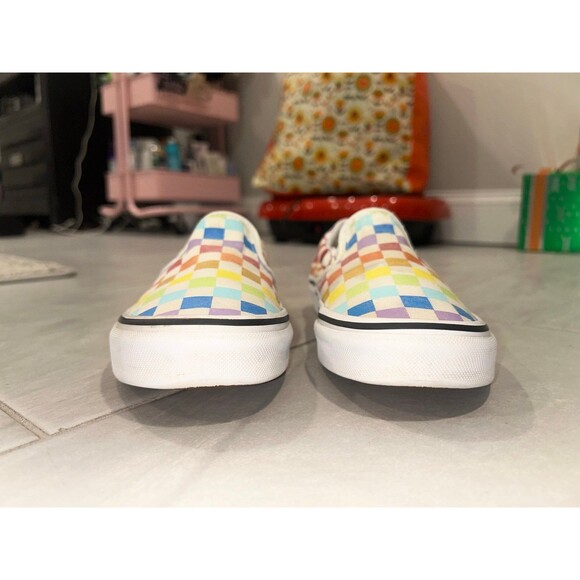 Women’s slip on rainbow checkered vans size 5.5 - Picture 4 of 8